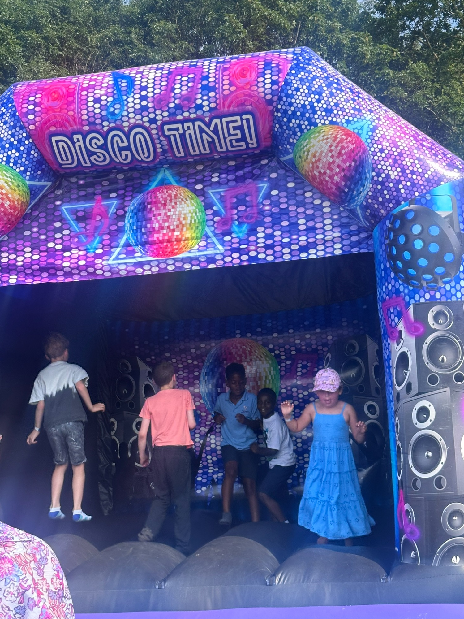 {item_alt_tag}